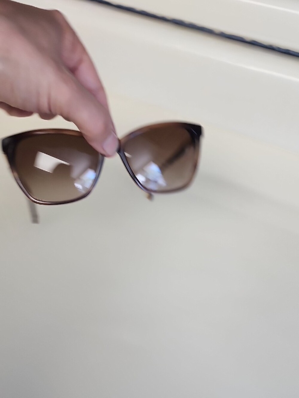 Carolina Herrera Brown Cat-Eye Sunglasses with Brown Lenses - Picture 11 of 16